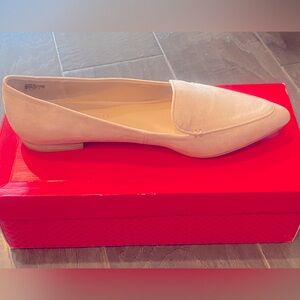 New with box, Kelly + Katie blush pink flats, Size 9